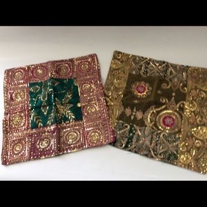 Embellished pillow coverings